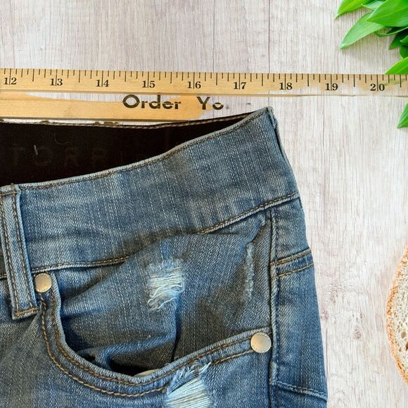 Torrid Womens Bombshell Skinny Crop Jeans Size 18 Stretch Distressed Casual Edgy - Picture 5 of 10